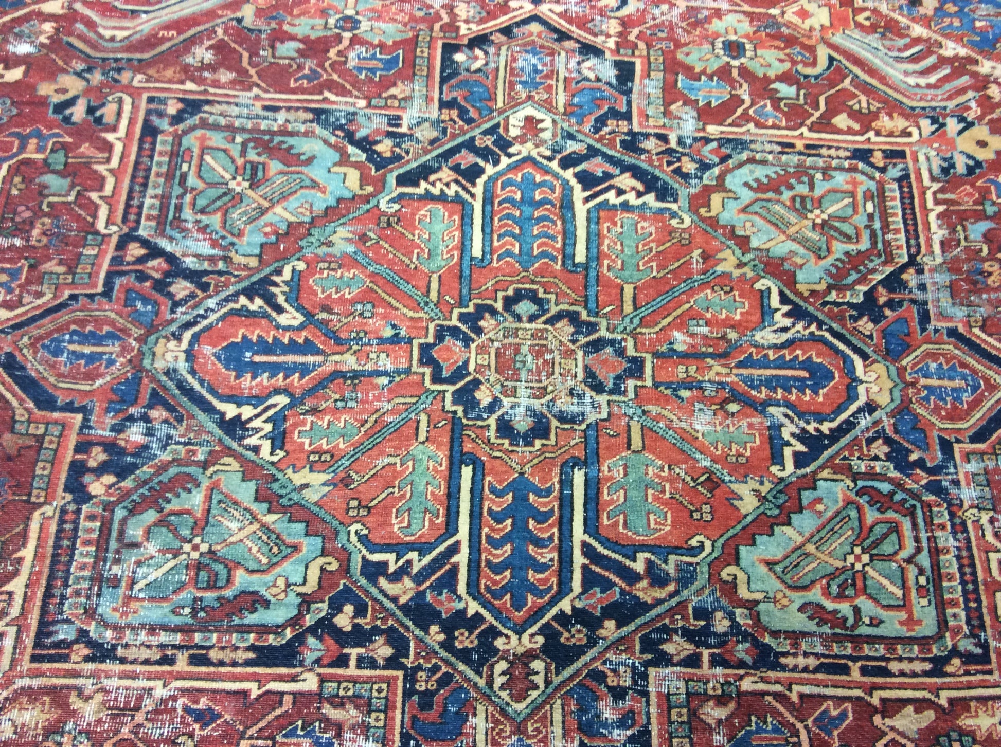 Machine Woven Polyester Magnolia Home Lucca LF-09 Red/Blue Rug (7'6"x9'6")