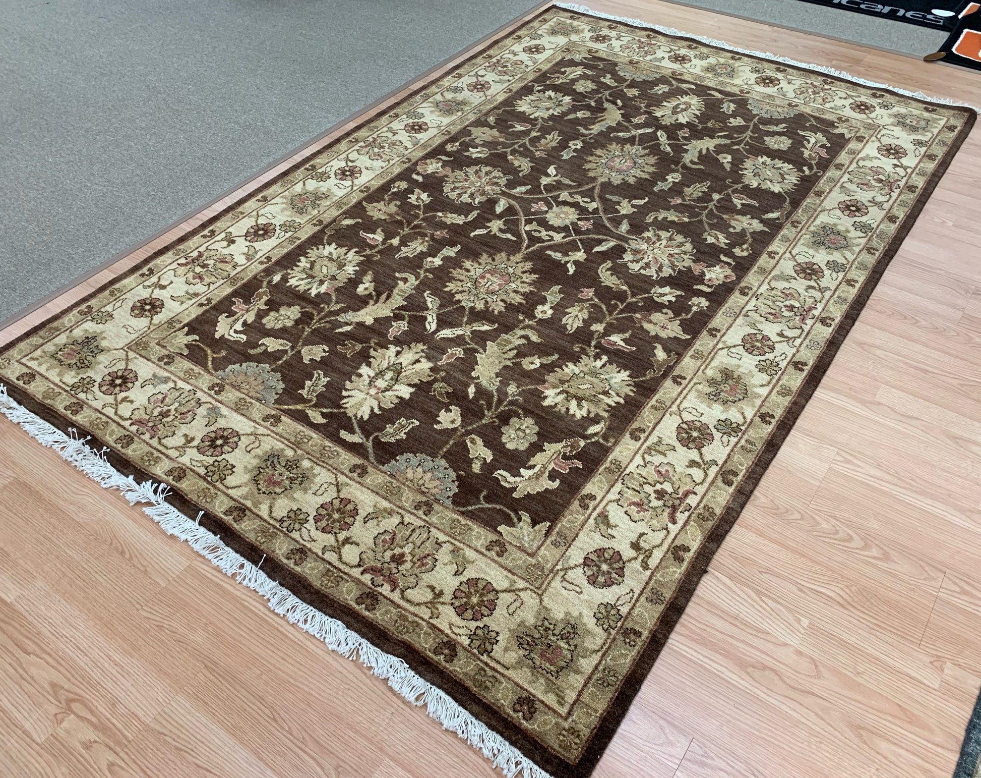 Hand-Knotted Wool Chocolate/Cream Kashan Rug (6'x9')