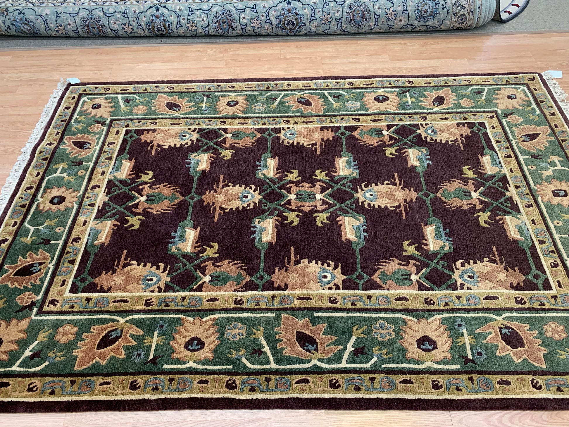 Hand-Knotted Wool Plum/Green Sultanabad Rug (6'x9')