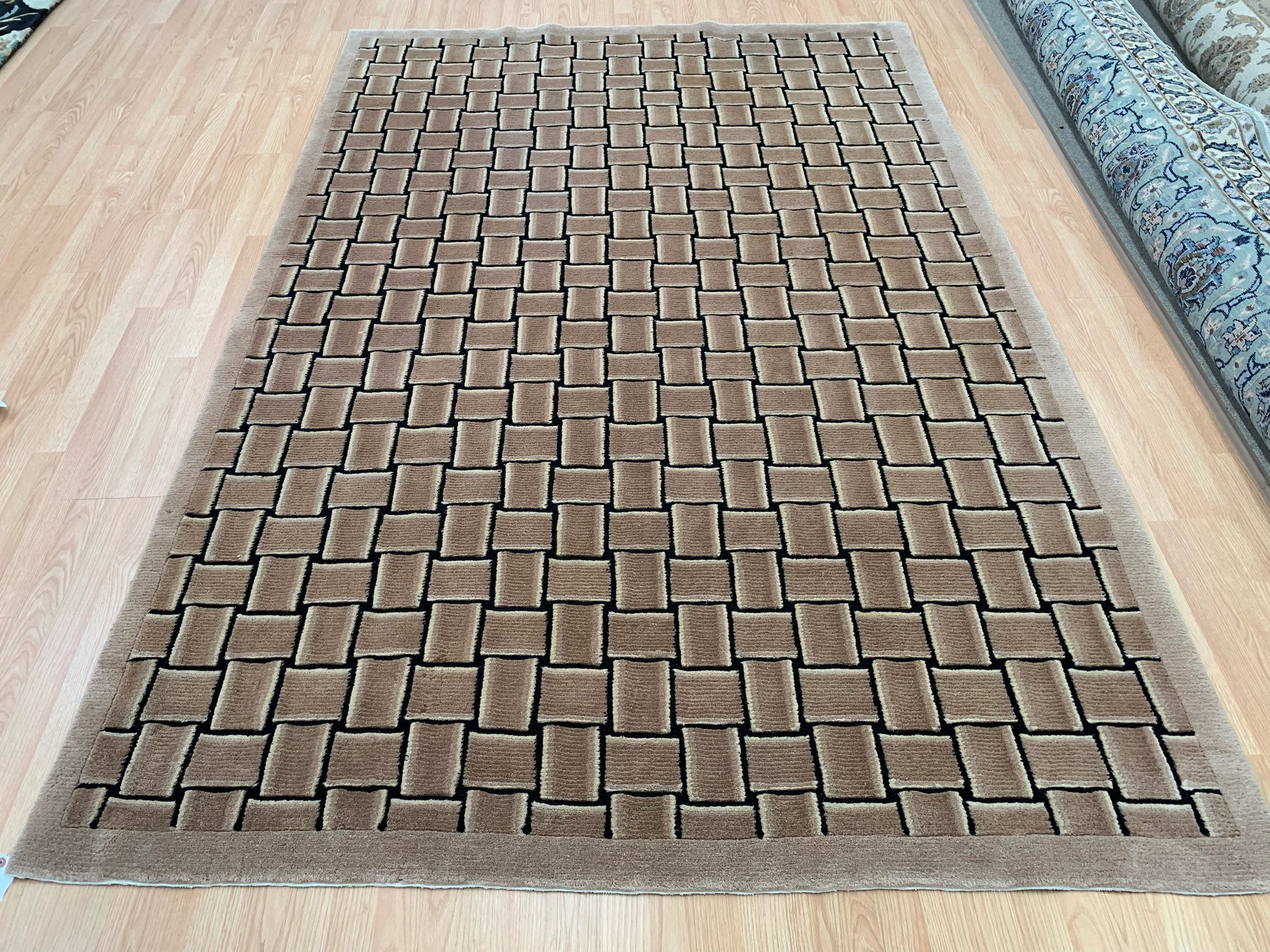 Hand-Knotted Wool Taupe Basket Weave Rug (6'x9')