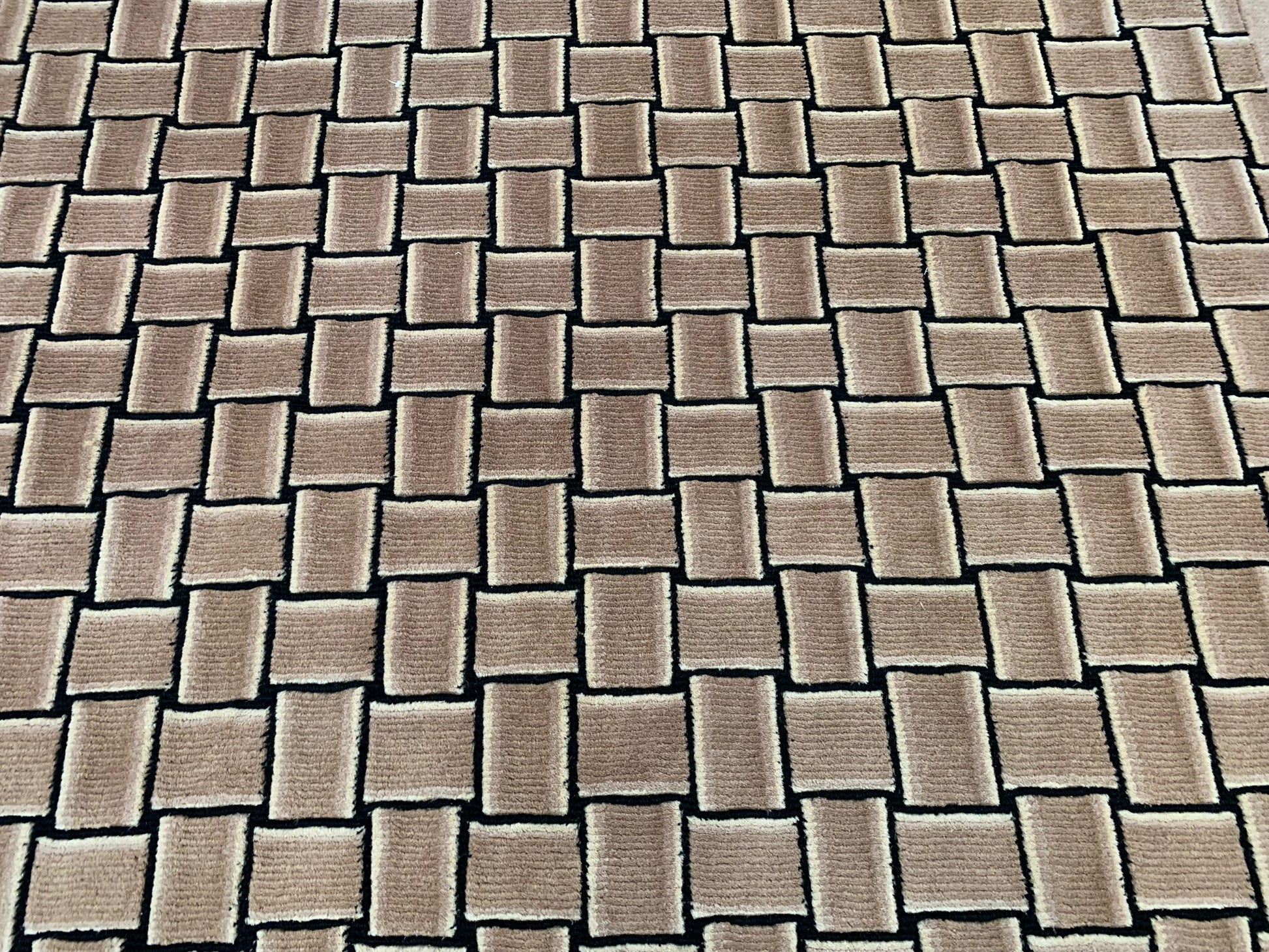 Hand-Knotted Wool Taupe Basket Weave Rug (6'x9')