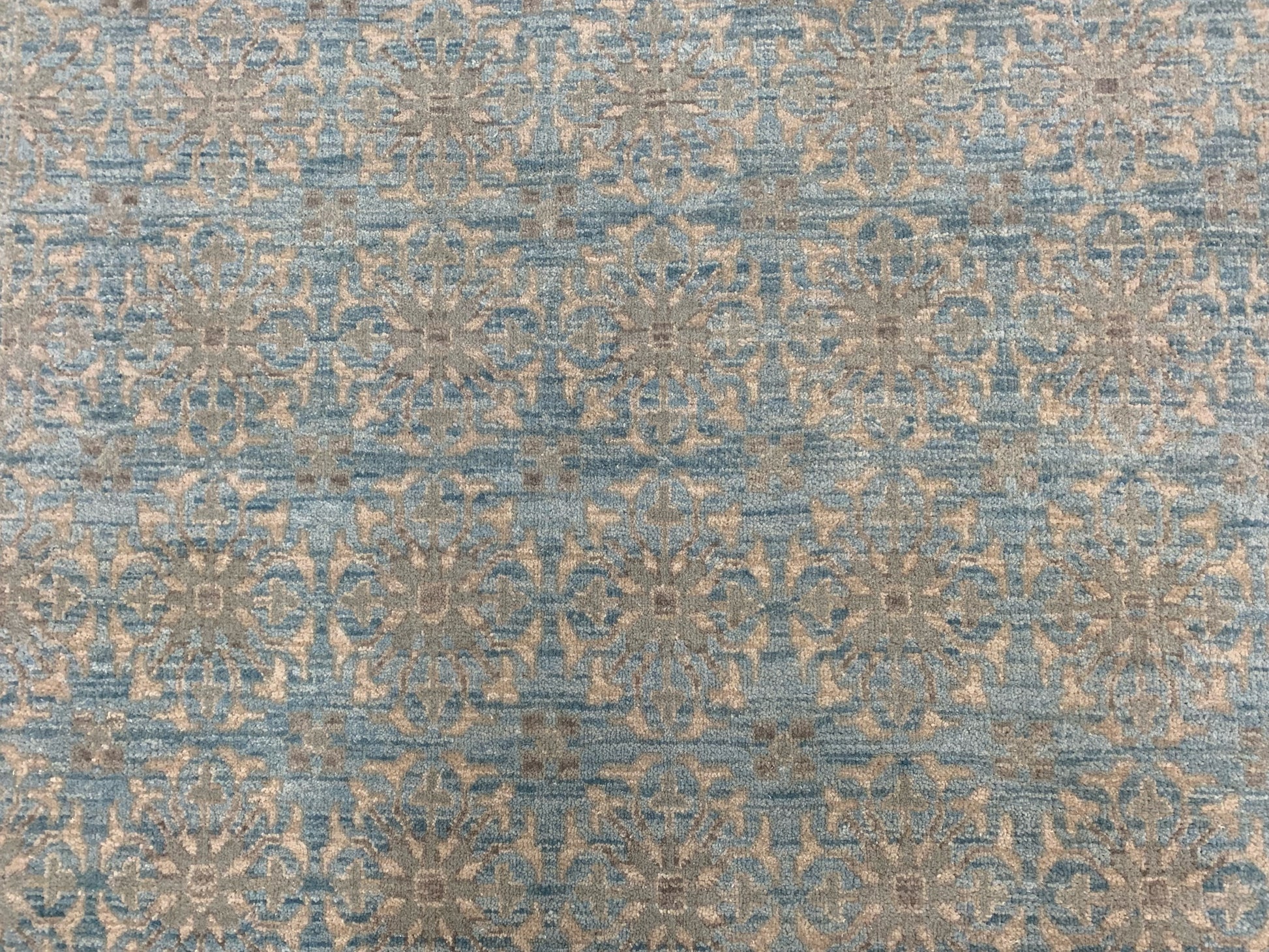 Hand-Knotted Wool Nourison Mamluk Rug (8'2"x10'5")