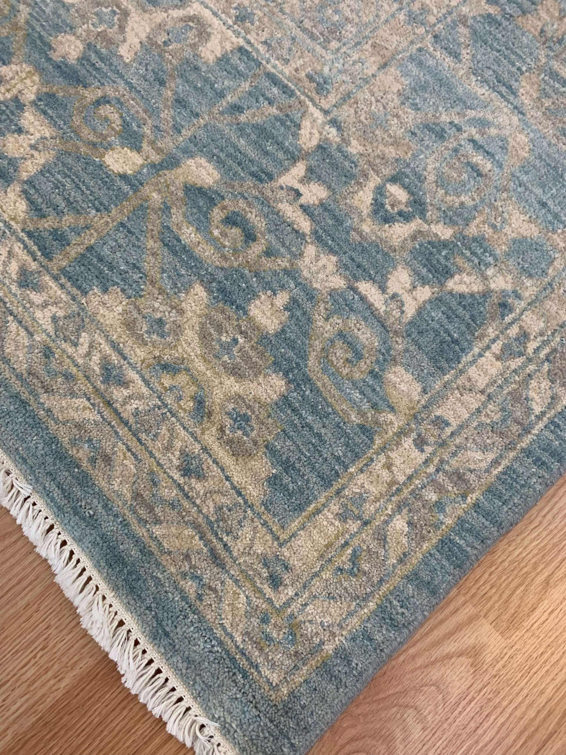 Hand-Knotted Wool Nourison Mamluk Rug (8'2"x10'5")