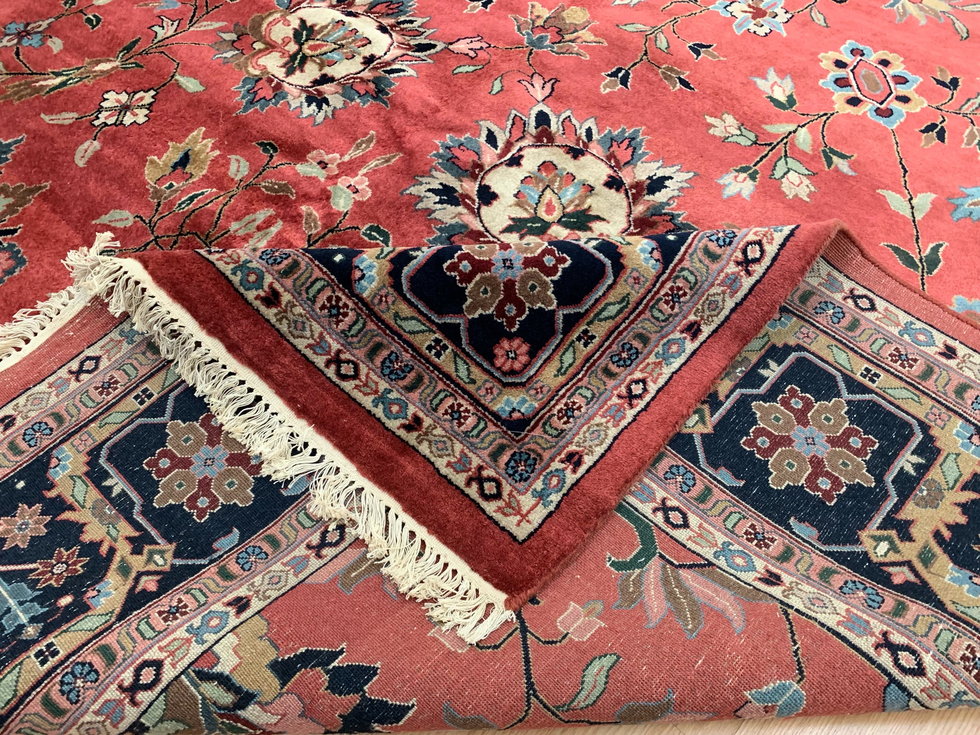Hand-Knotted Wool Red Ashfar Rug (9'10"x14')