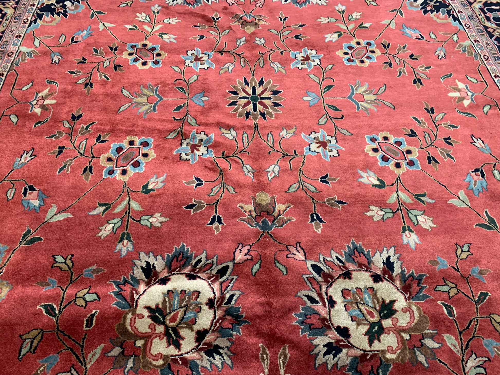 Hand-Knotted Wool Red Ashfar Rug (9'10"x14')