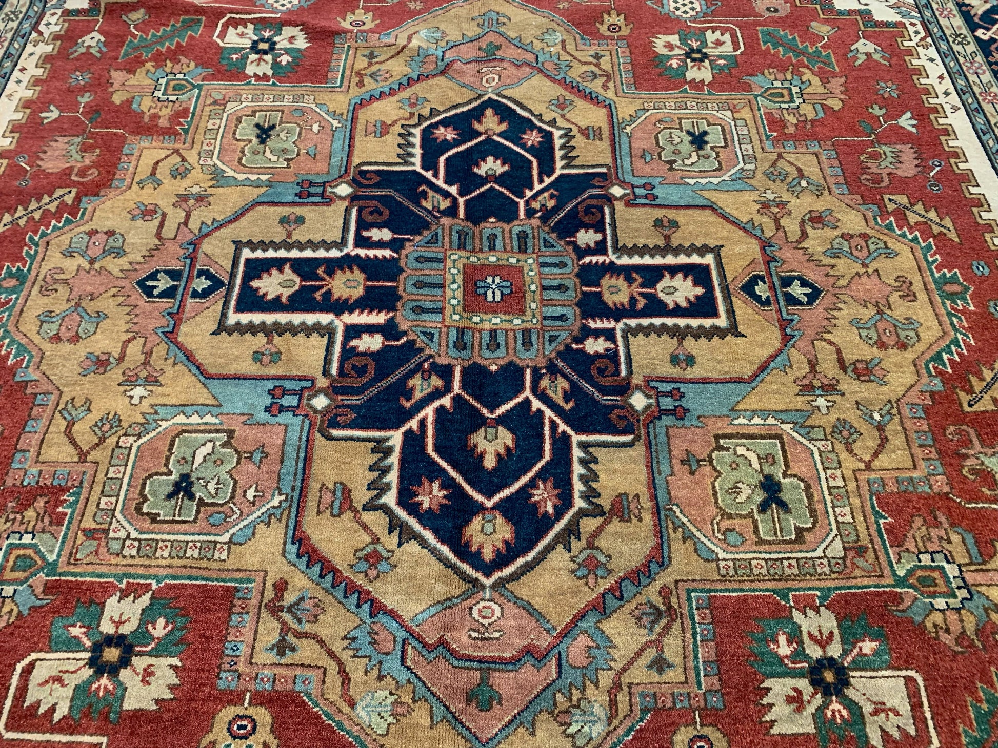 Hand-Knotted Wool Rust/Navy Heriz Rug (9'x12')