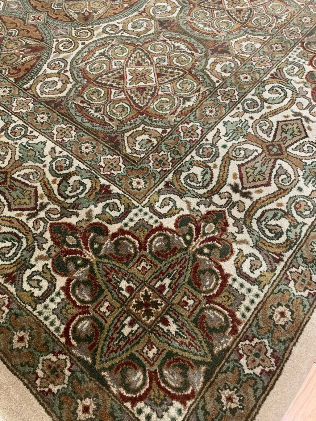 Hand-Knotted Wool Rambagh Beige Rug(9'1" x 12')