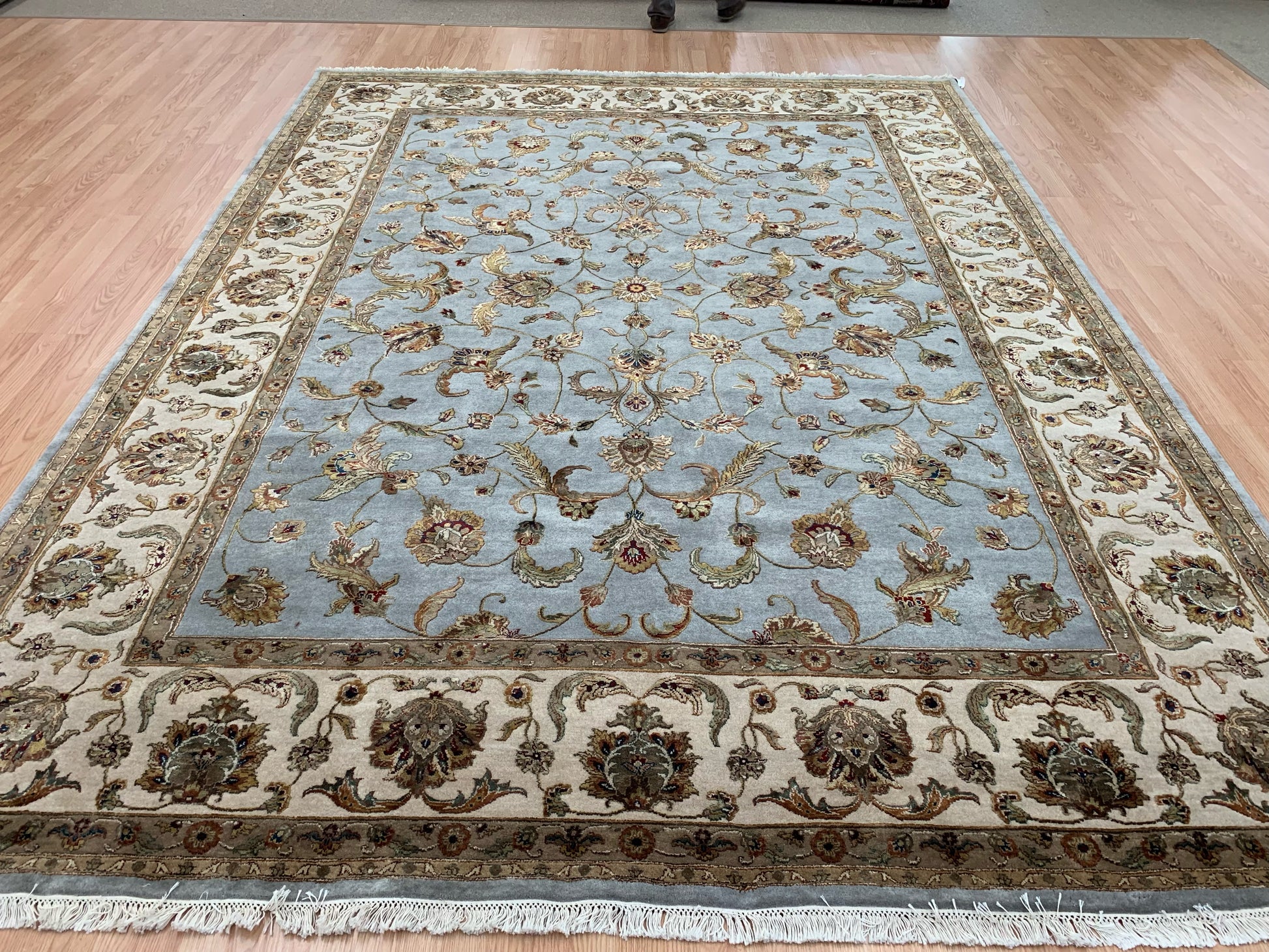 Hand-Knotted Silk and Wool Aqua/Beige Rug (9'1"x11'11")