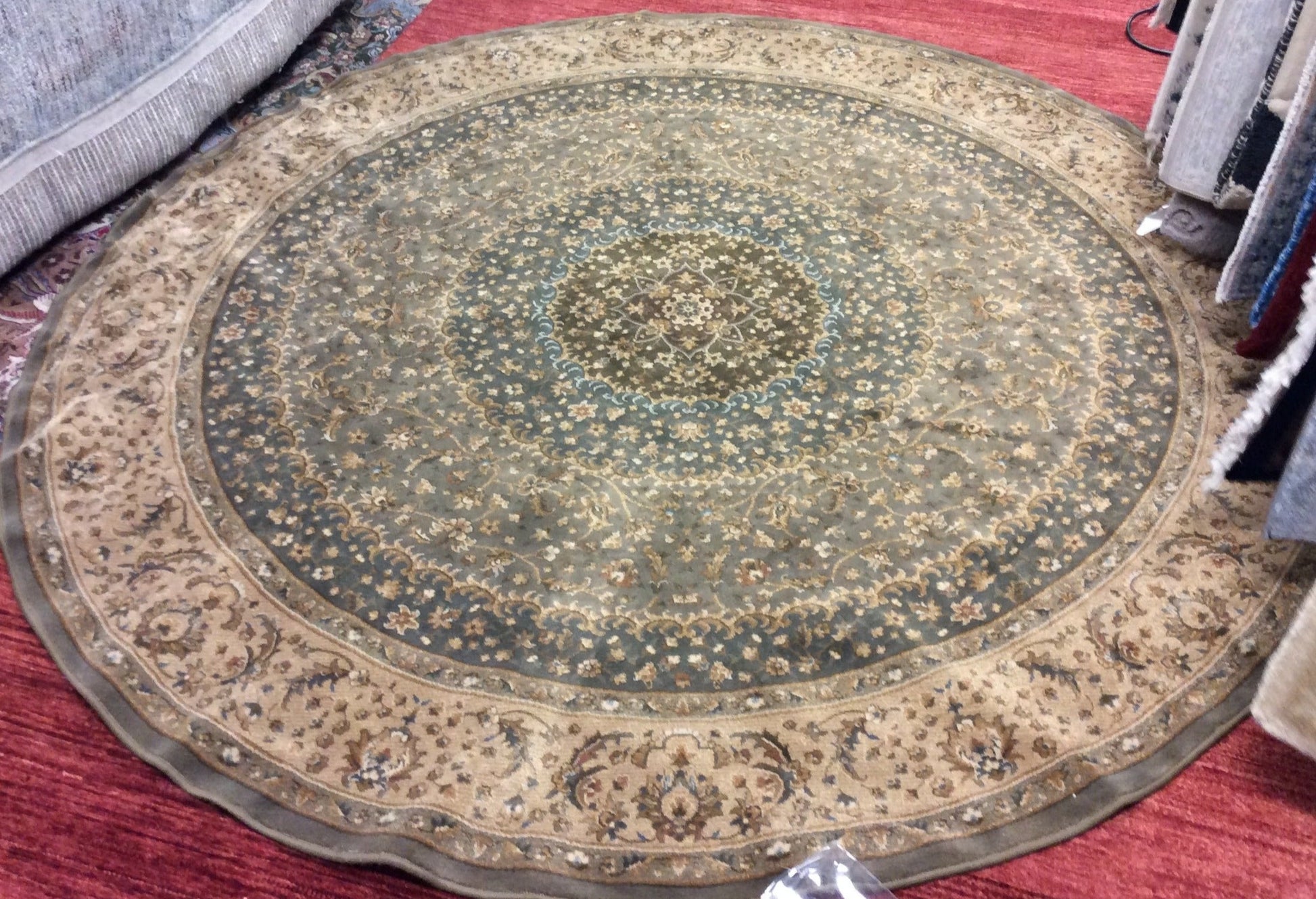 Machine Woven Polypropylene Blend Dalyn Symphony Green Medallion Round Rug (7'10"Rd)