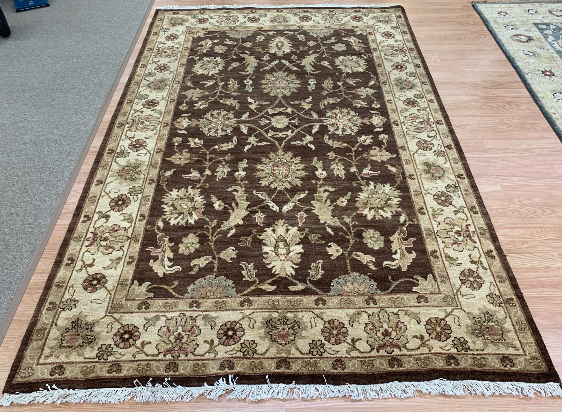 Hand-Knotted Wool Chocolate/Cream Kashan Rug (6'x9')