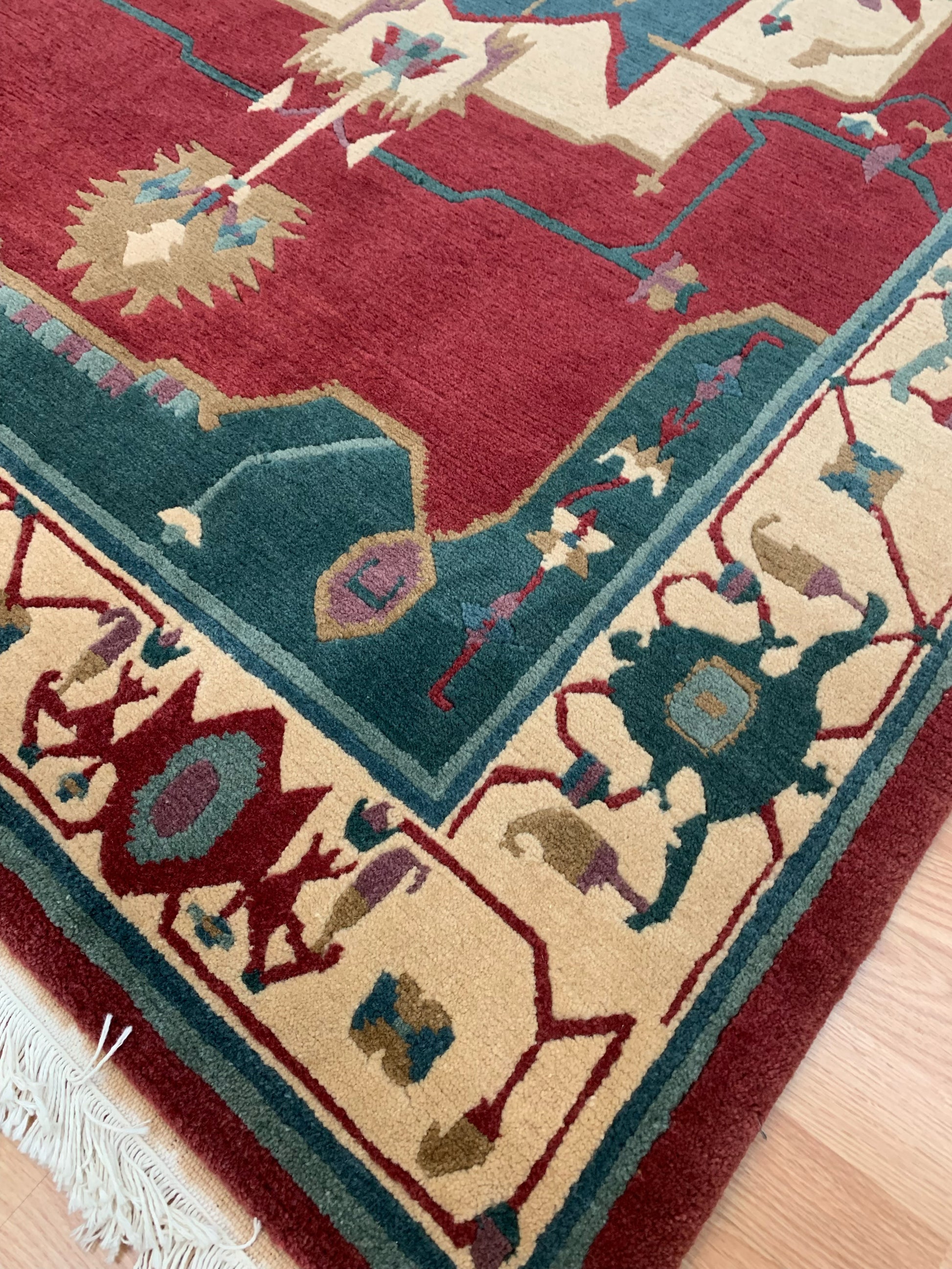 Hand-Knotted Wool Tufenkian Red/Ivory Serapi Rug (6'x9')