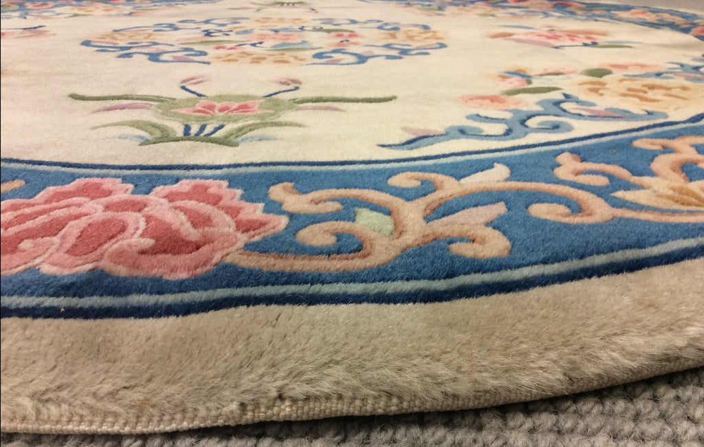 Hand-Knotted Wool Peking Ivory/Blue Chinese Carved Round Rug (5'Rd)