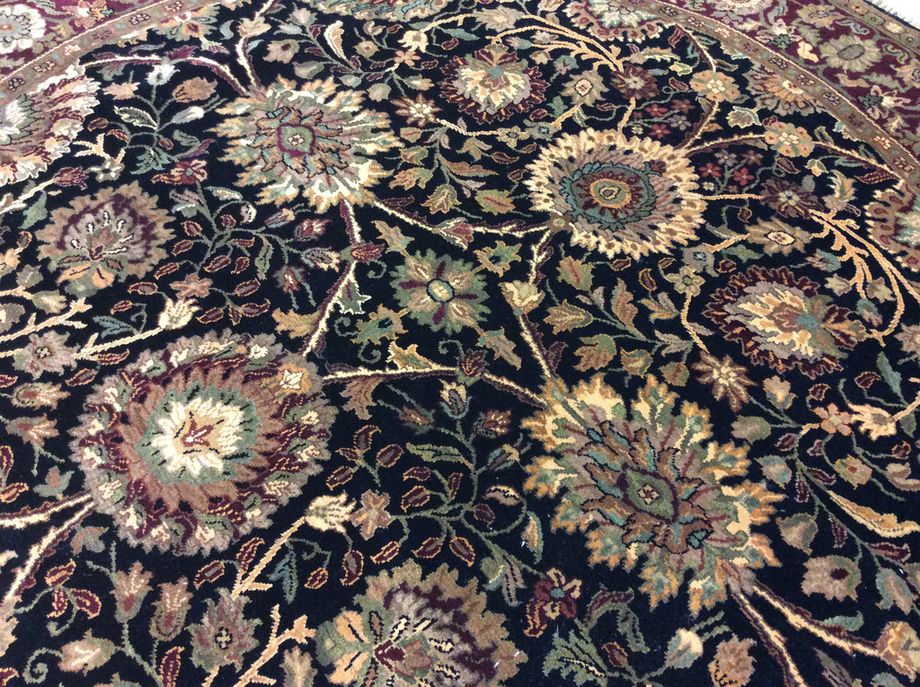 Hank-Knotted Wool Black/Red Heritage Kashan Round Rug (8'Rd)