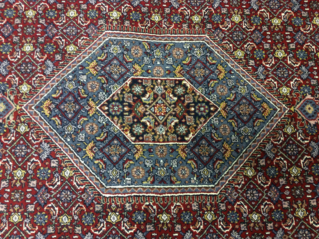 Vintage Hand-Knotted Wool Red Indo Bidjar Octagon Rug (8'Oct)