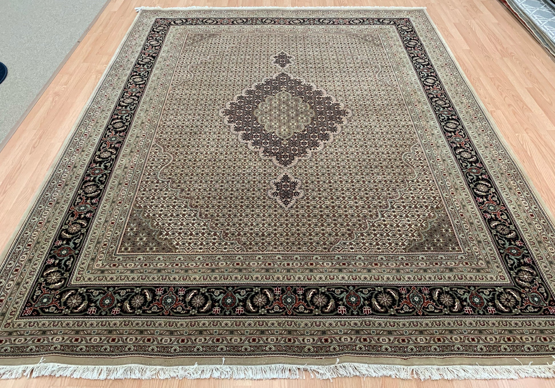 Hand-Knotted Wool and Silk Tabriz Mahi Beige/Black Rug (8'3"x10'2")