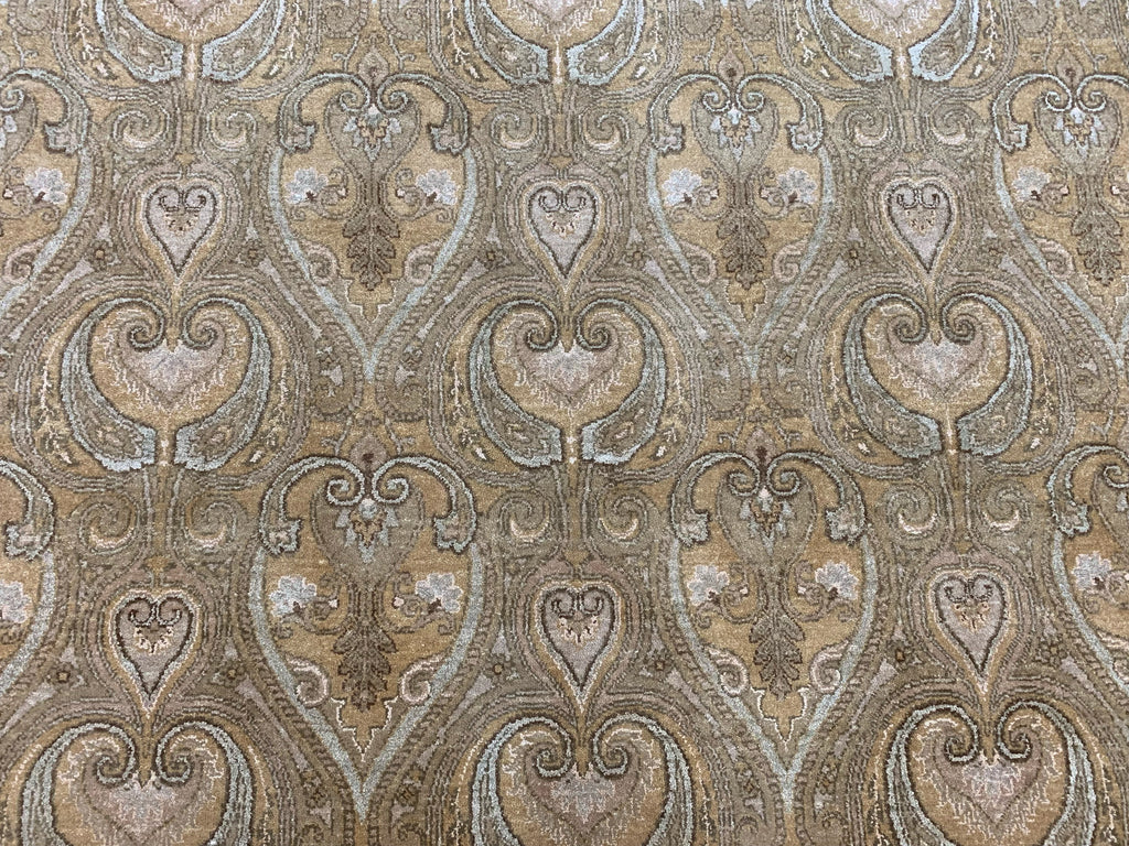 Hand-Knotted Wool and Silk Ivory/Gold Damask Rug (8'x10'2")