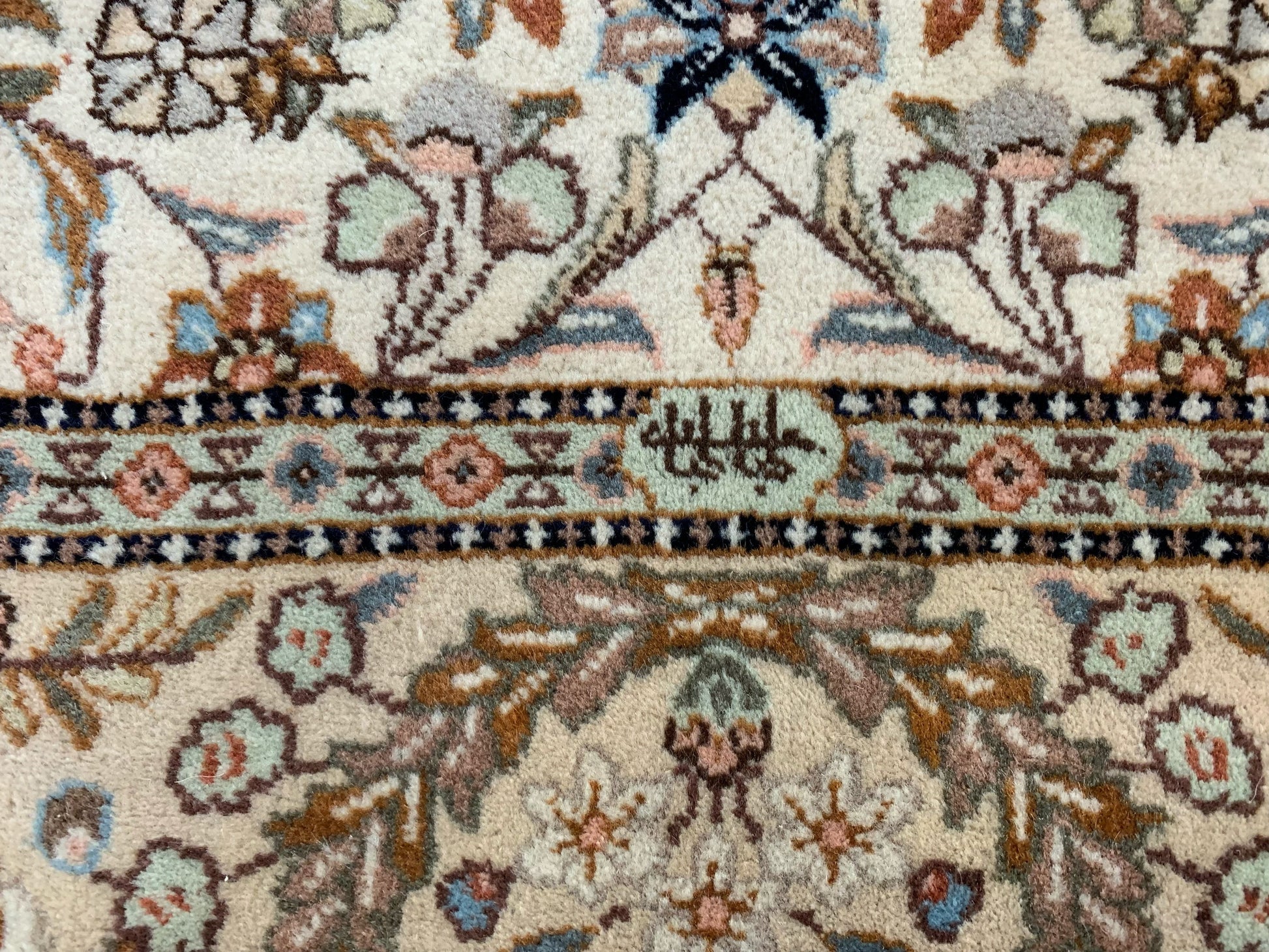 Semi-Antique Hand-Knotted Wool Persian Tabriz Rug (6'7"x9'11")