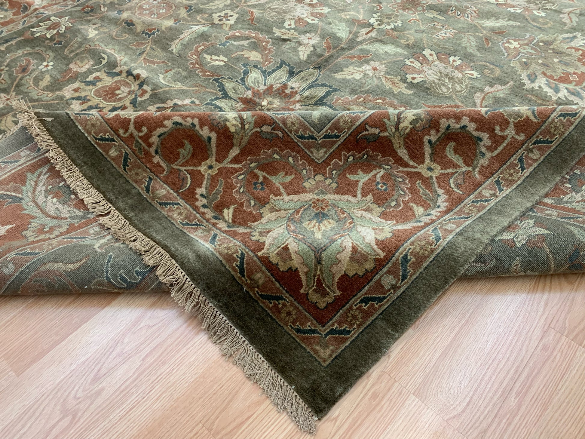 Hand-Knotted Wool Green/Rust Kashan Rug (9'8"x13'6")