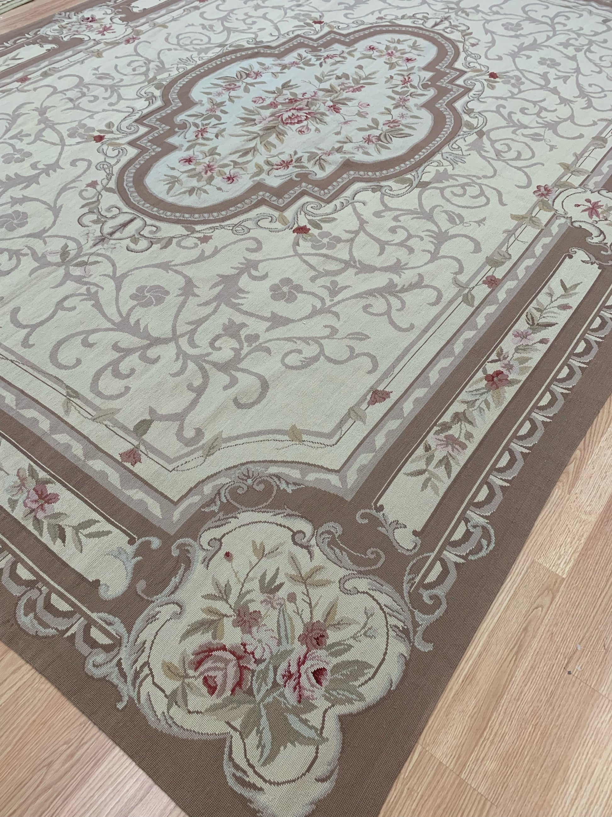 Vintage Hand Woven Wool Aubusson Needlepoint Rug (8'6x11'6')
