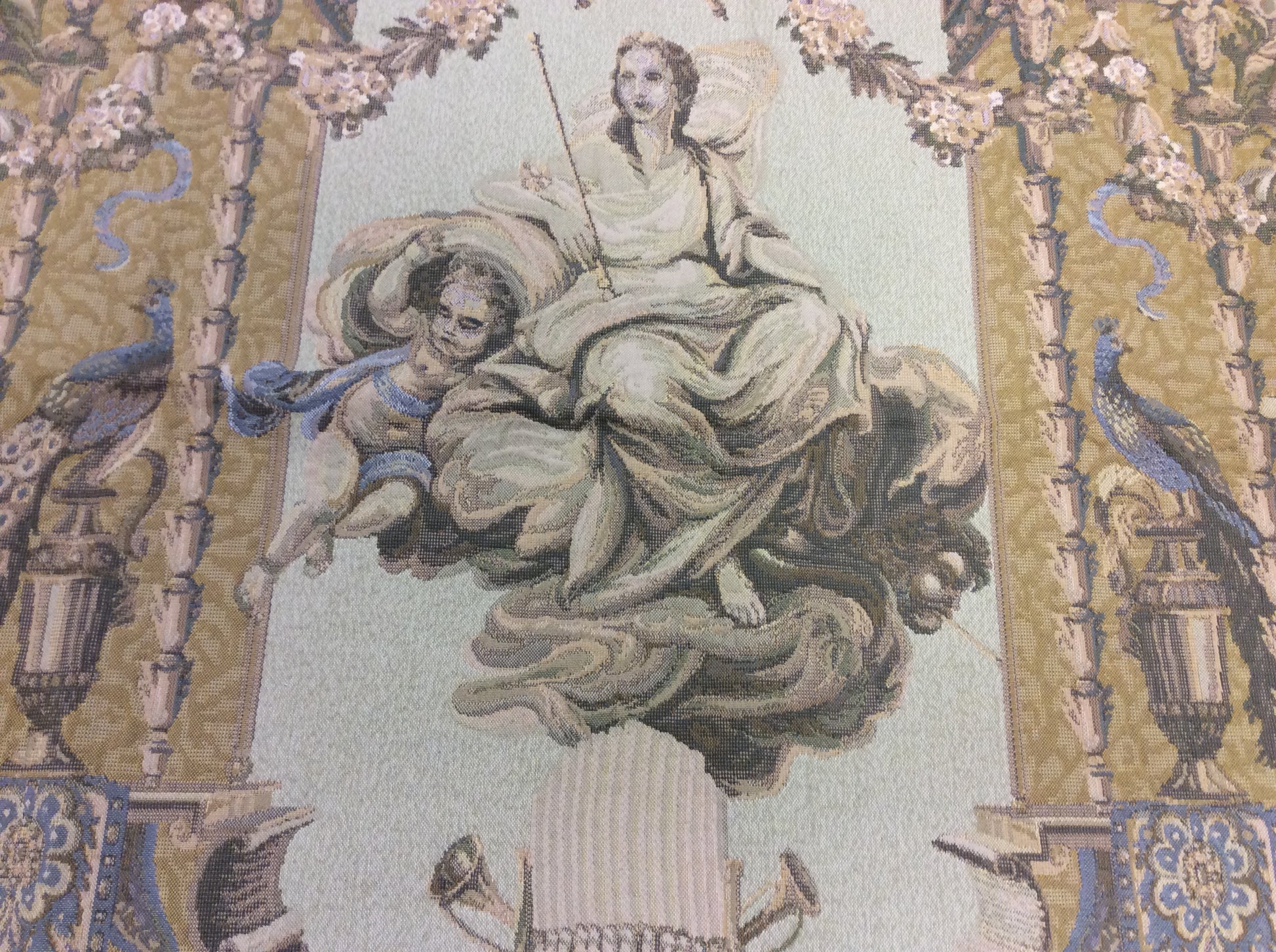 Vintage Le Poritque de Junon Tapesty (47"x64")