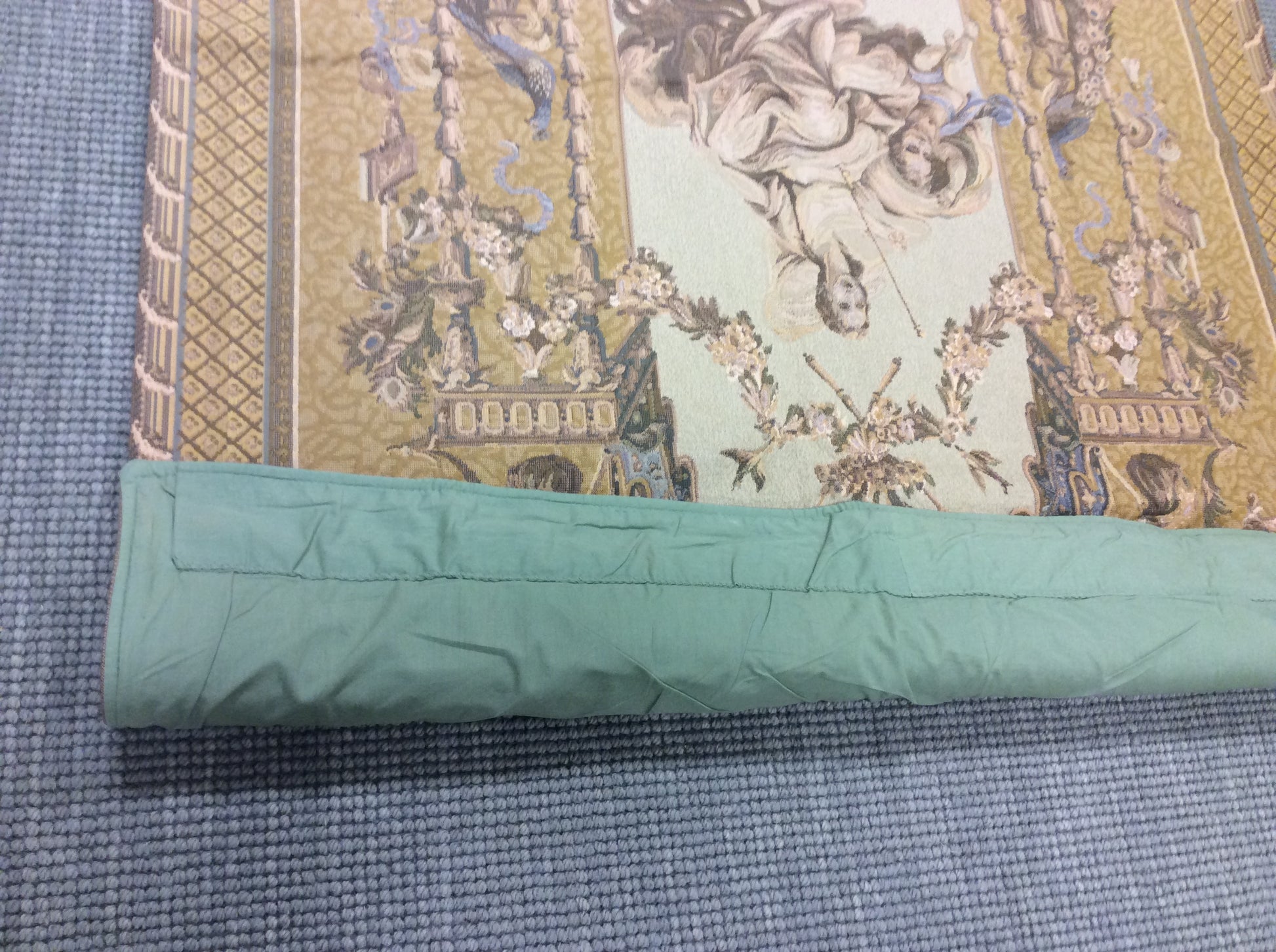 Vintage Le Poritque de Junon Tapesty (47"x64")
