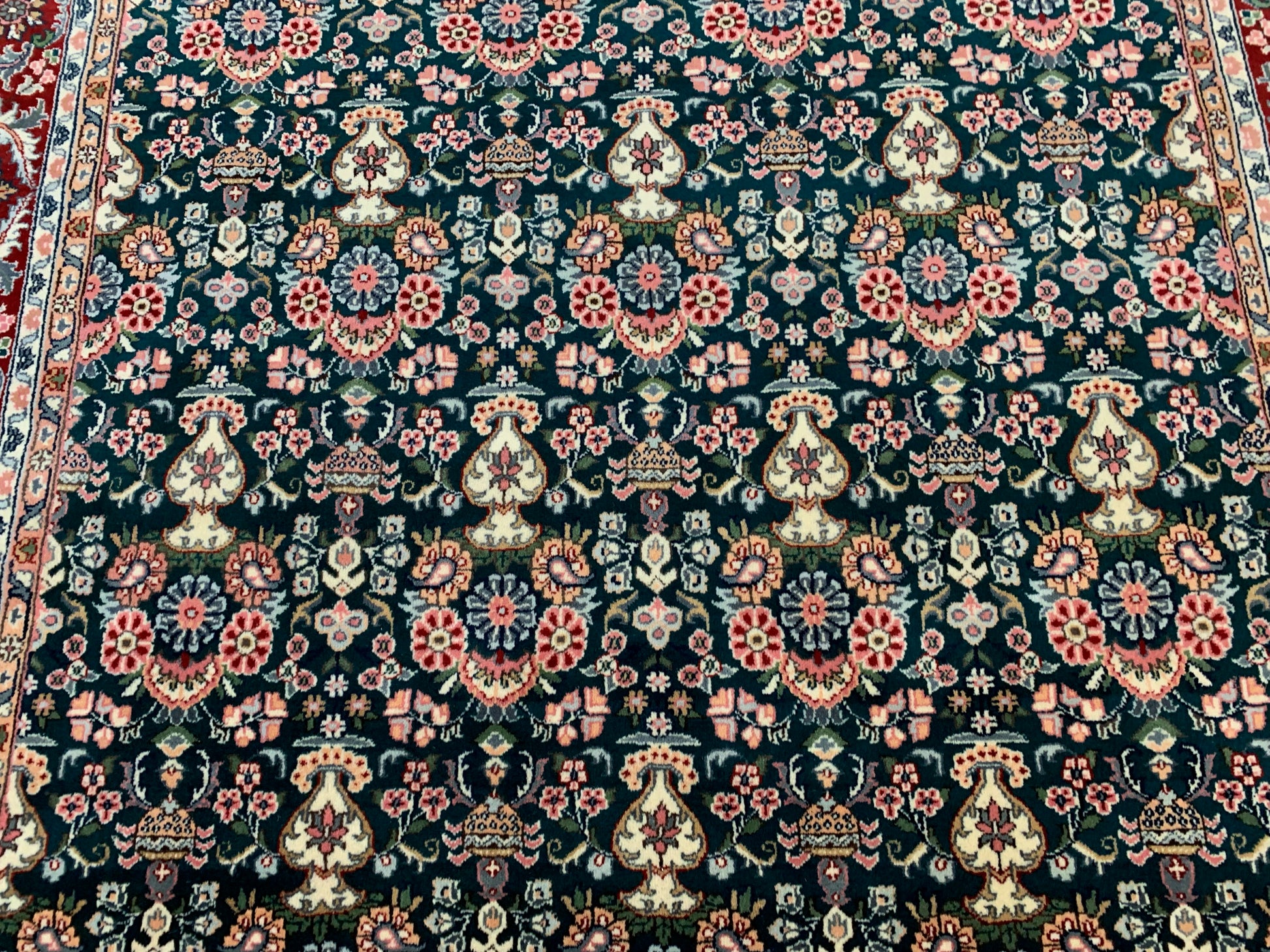 Vintage Hand-Knotted Wool & Silk Emerald Green Zelleh Sultan Rug (6x9)