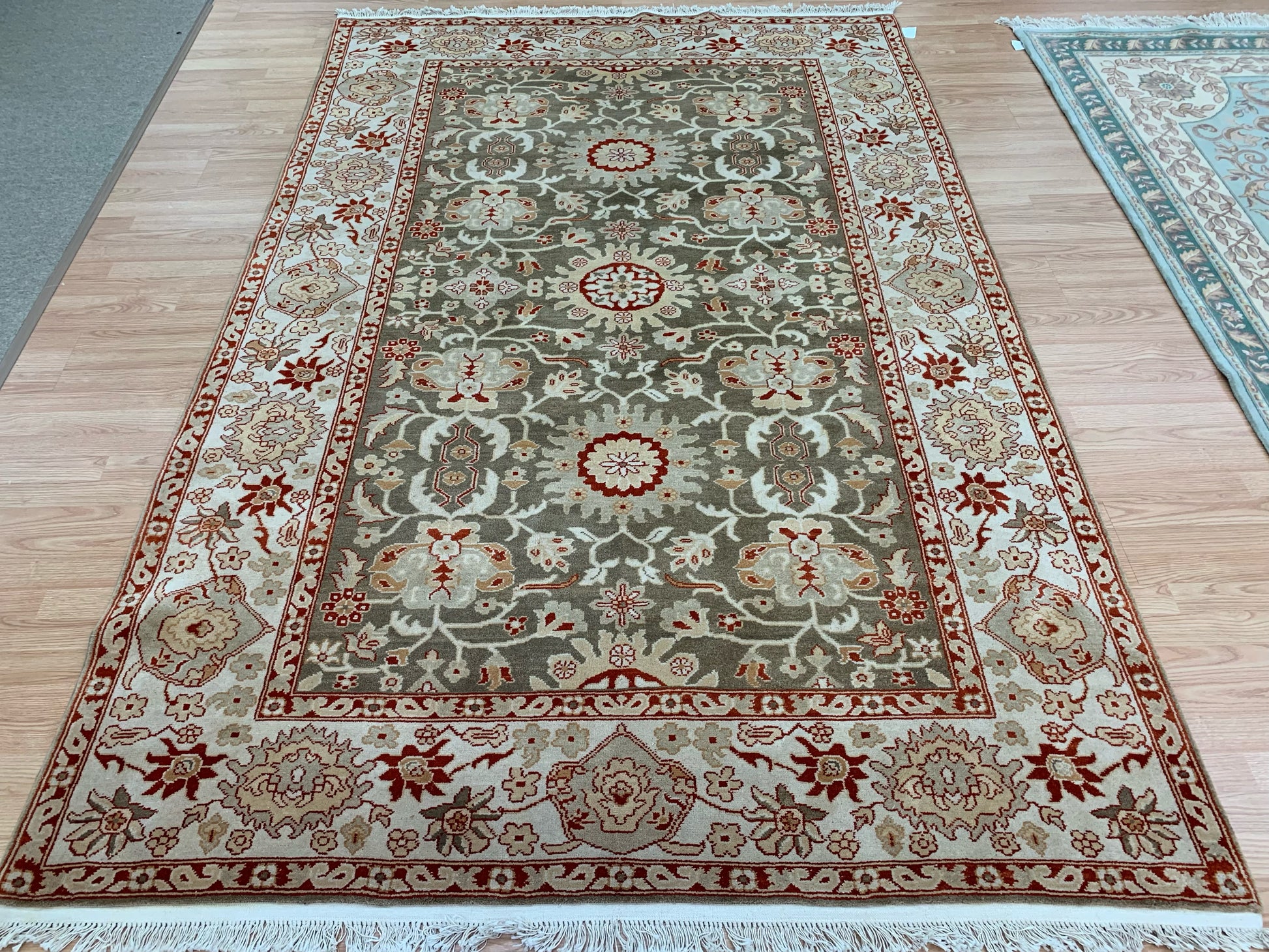 Vintage Hand-Knotted Wool Green Kashmir Rug (6'x9')