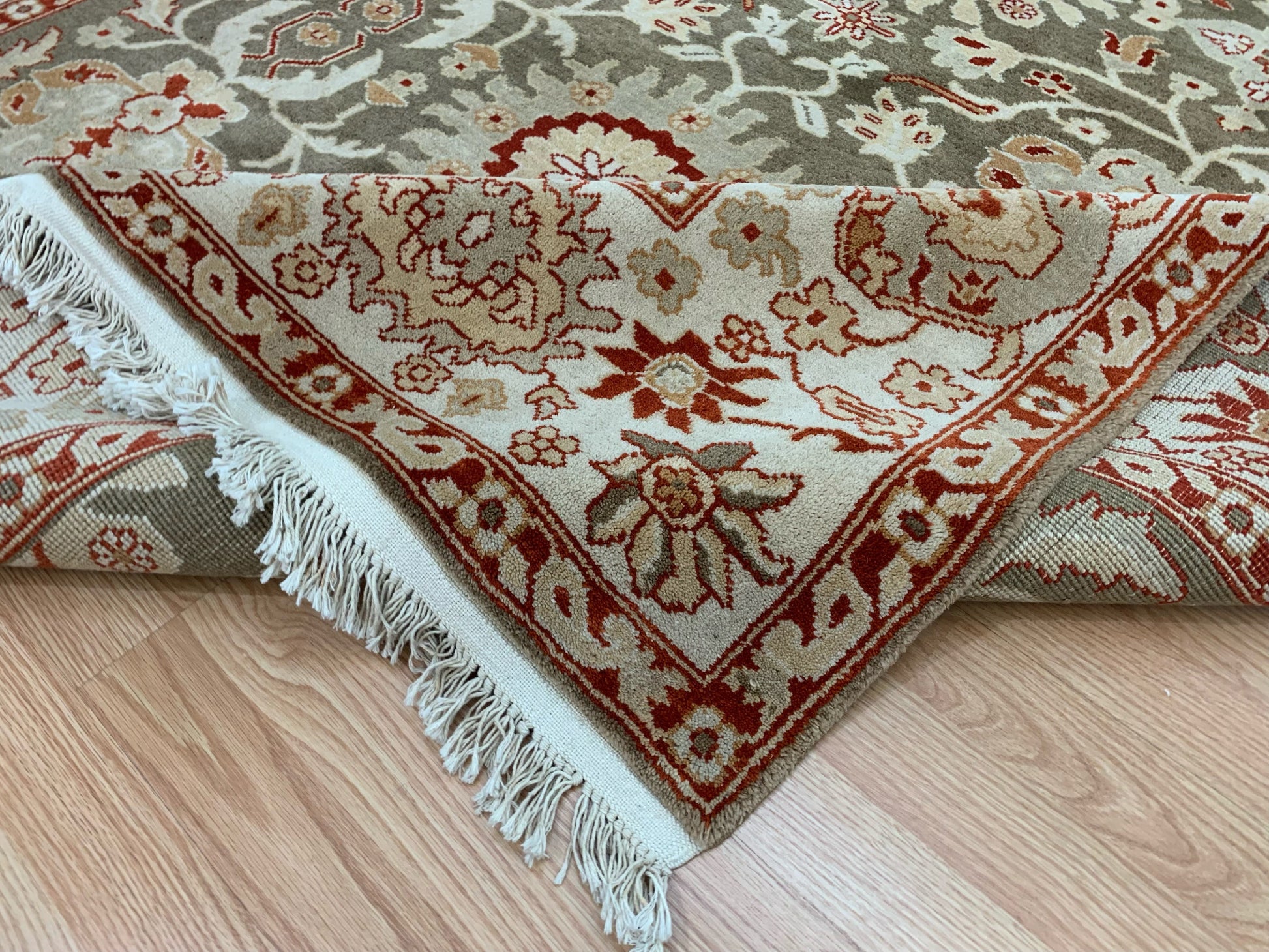 Vintage Hand-Knotted Wool Green Kashmir Rug (6'x9')