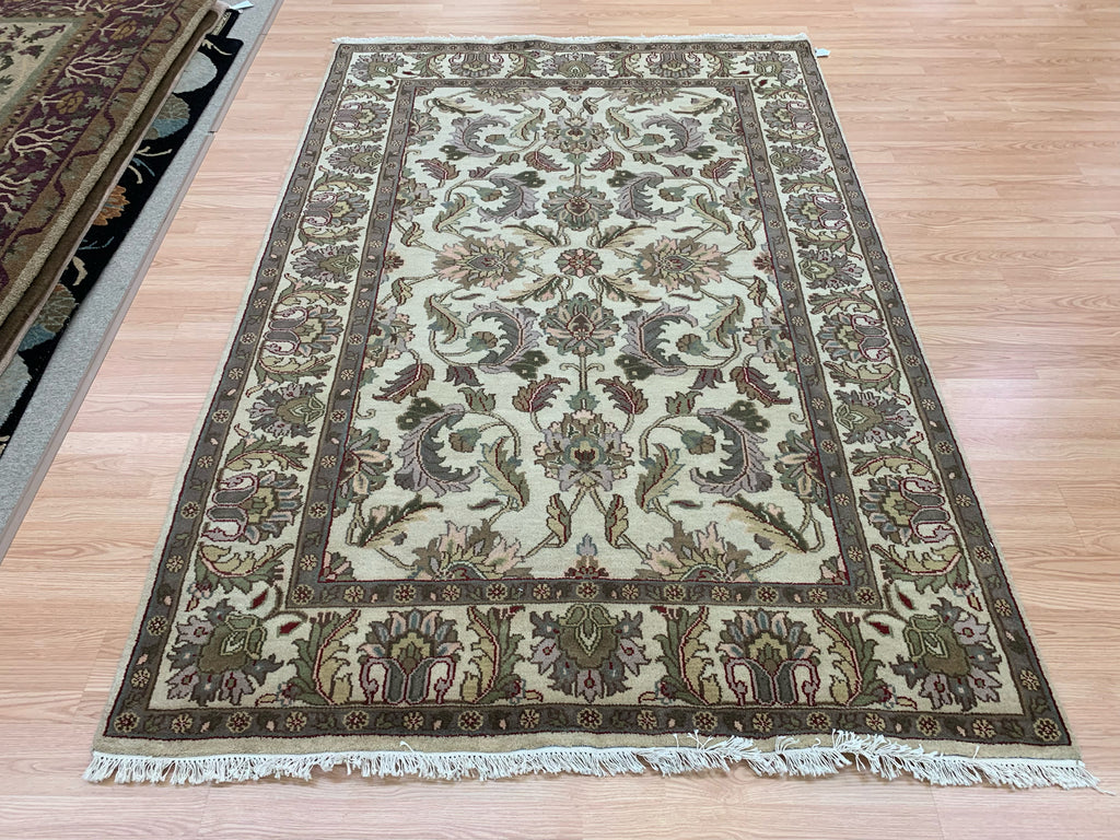 Hand-Knotted Wool Wheat Kashan Rug (6'x8'10")