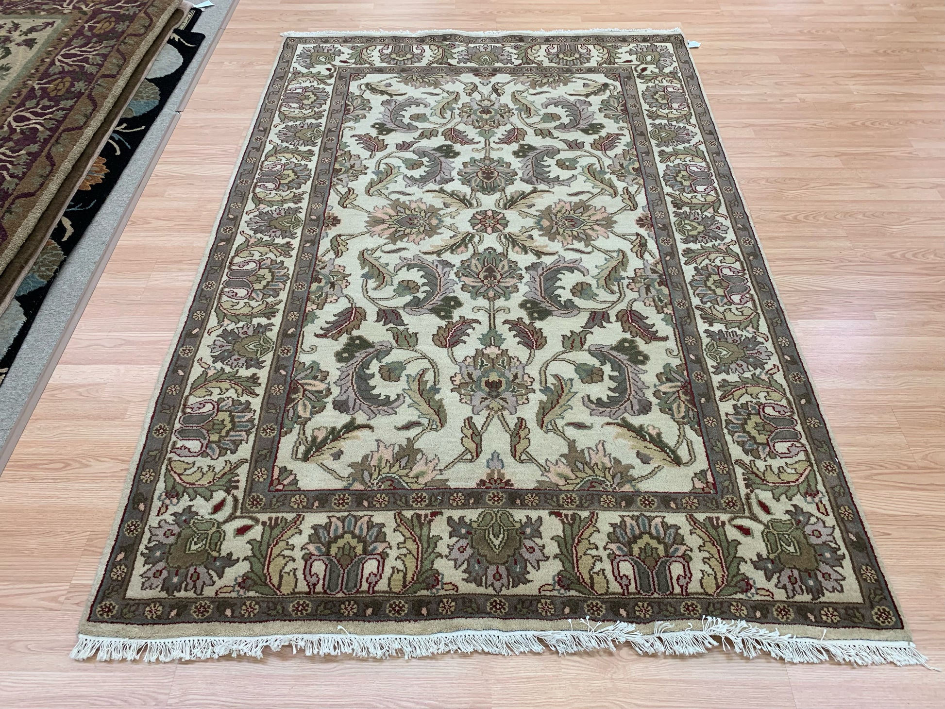 Hand-Knotted Wool Wheat Kashan Rug (6'x8'10")
