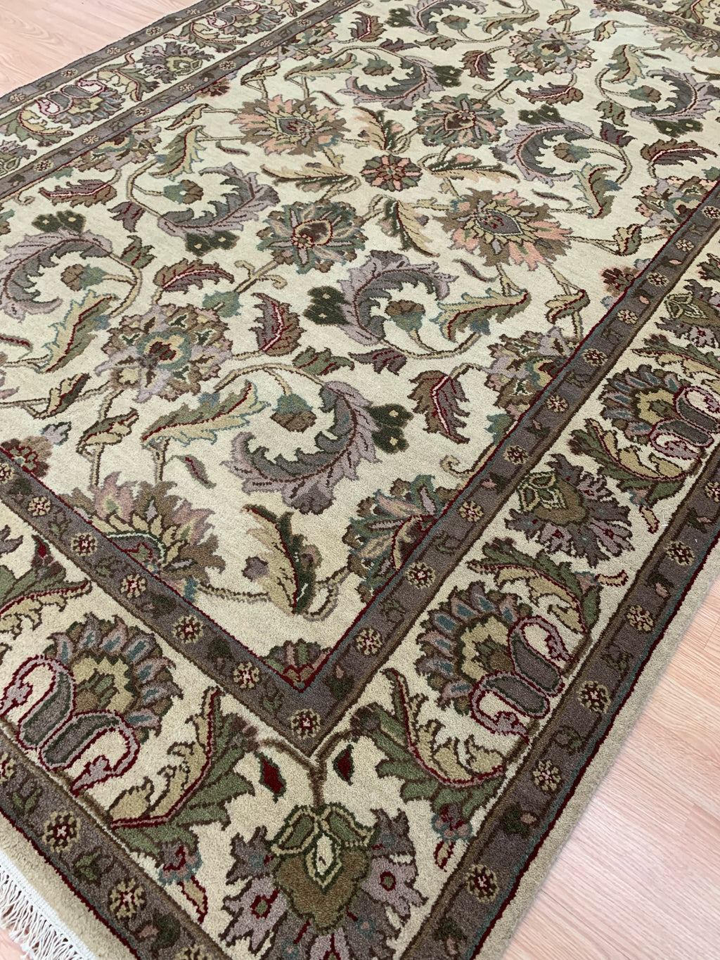 Hand-Knotted Wool Wheat Kashan Rug (6'x8'10")