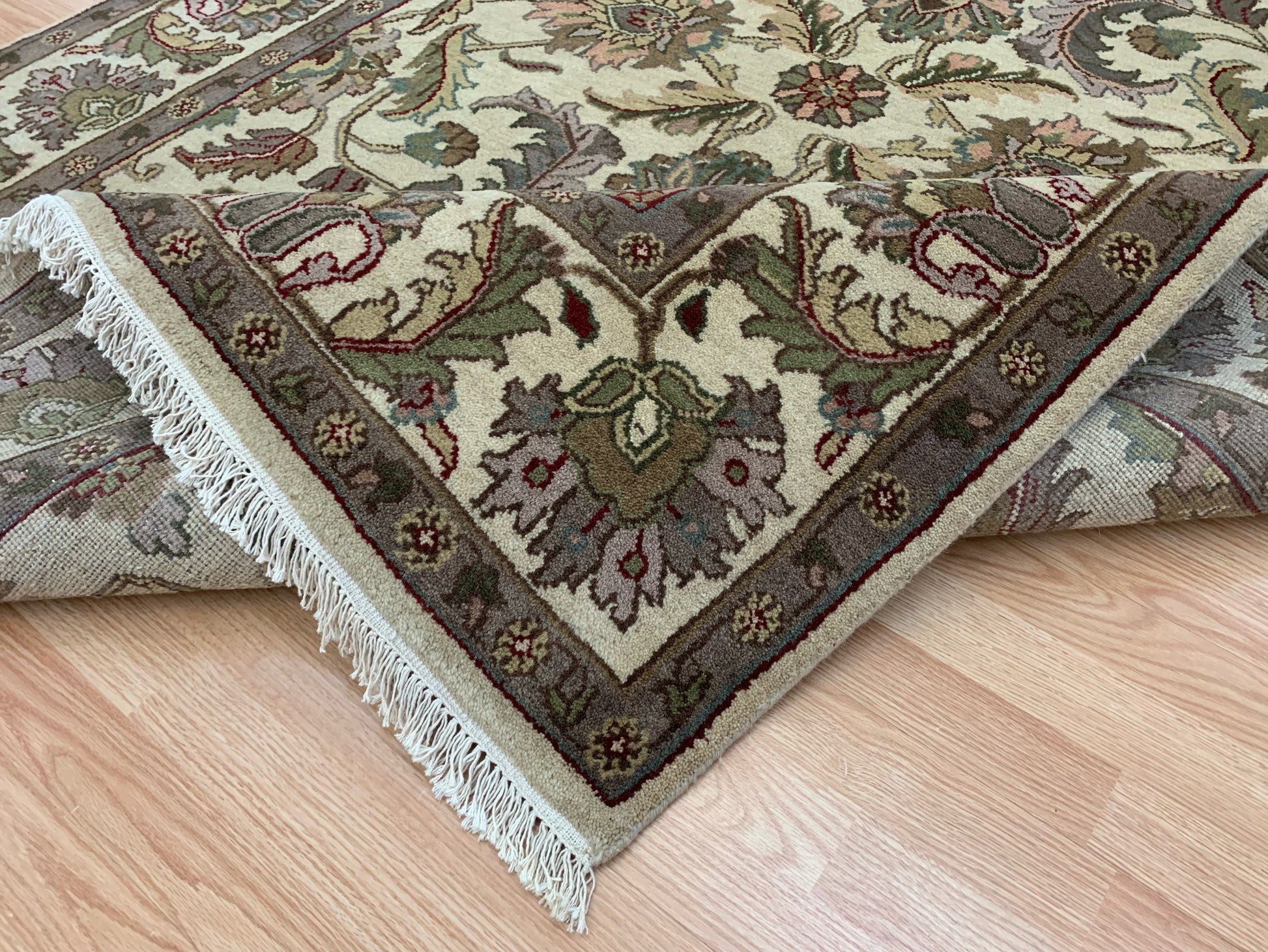 Hand-Knotted Wool Wheat Kashan Rug (6'x8'10")