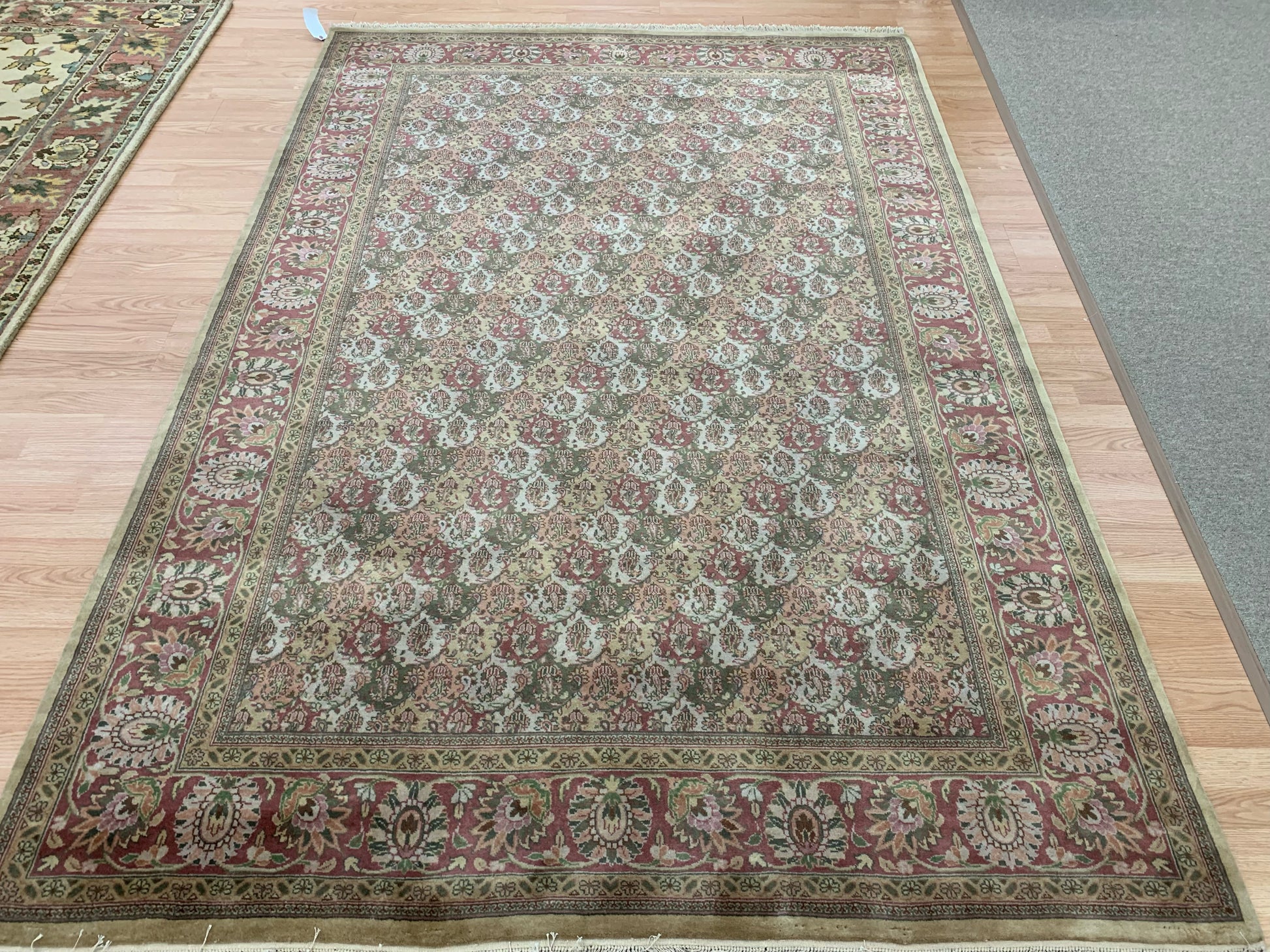 Vintage Hand-Knotted Wool Multi Pastel Varanasi Rug (6'x9')