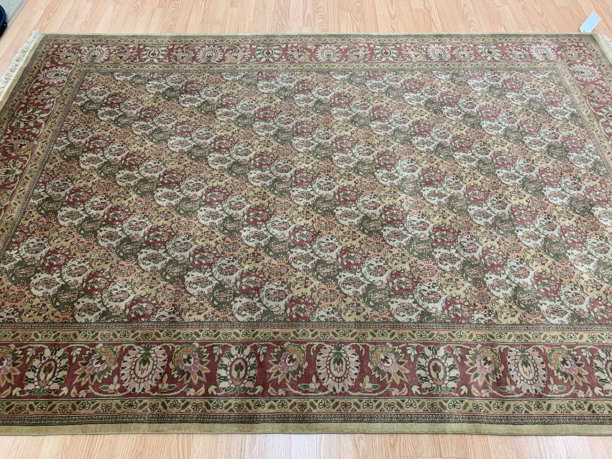 Vintage Hand-Knotted Wool Multi Pastel Varanasi Rug (6'x9')