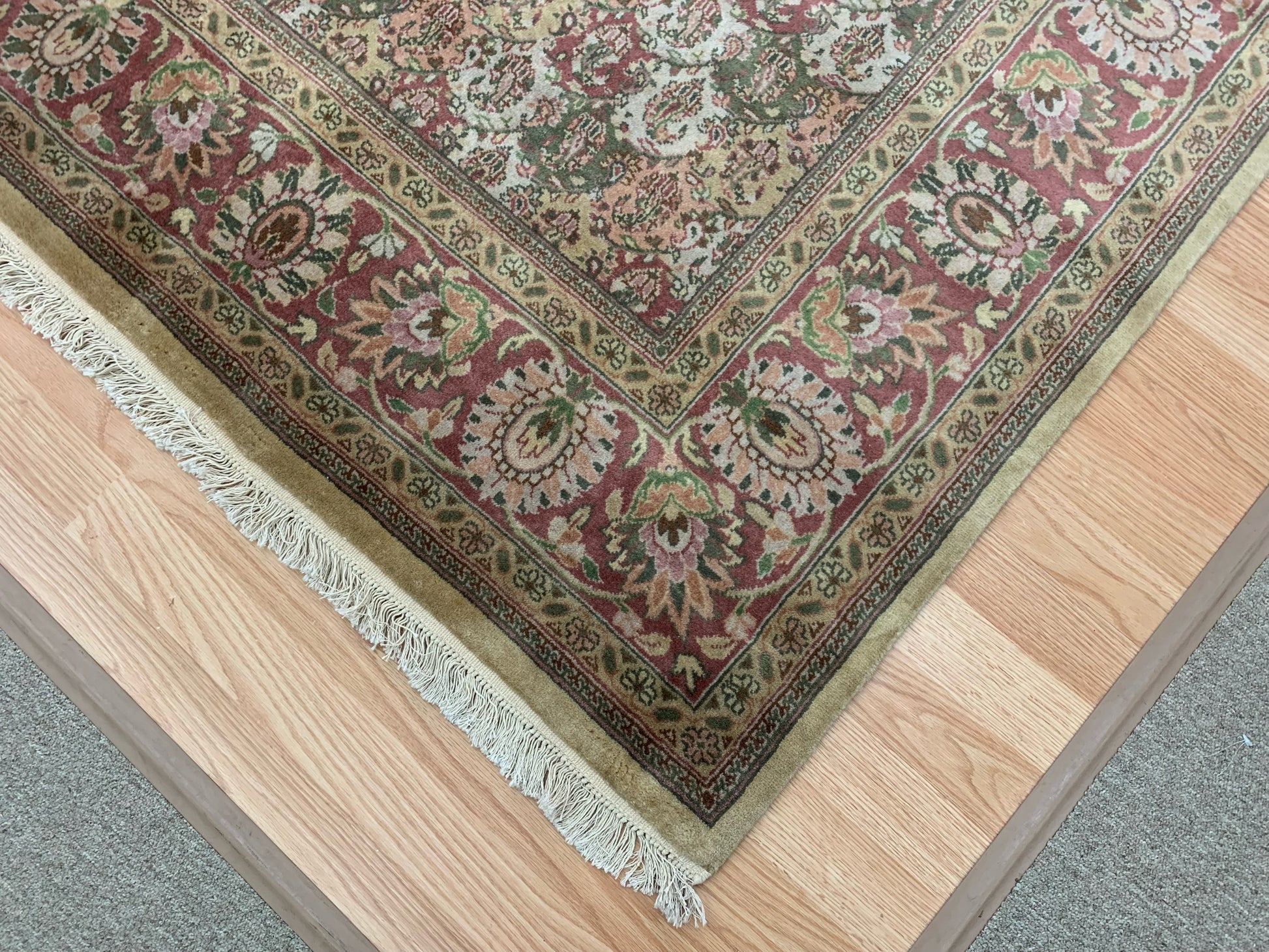 Vintage Hand-Knotted Wool Multi Pastel Varanasi Rug (6'x9')