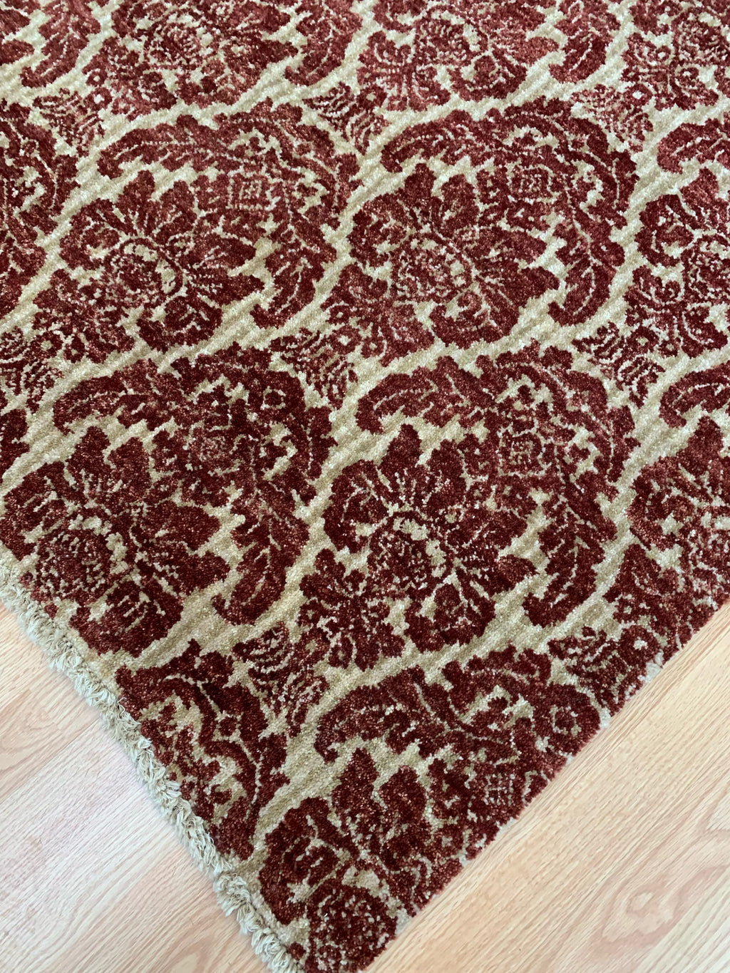 Hand-Knotted Wool Red Damask Rug (7'10"x9'9")