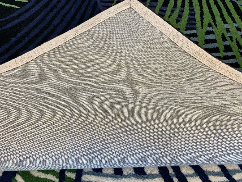Hand Tufted Wool Black Tropical Fronds Rug (8'x10')